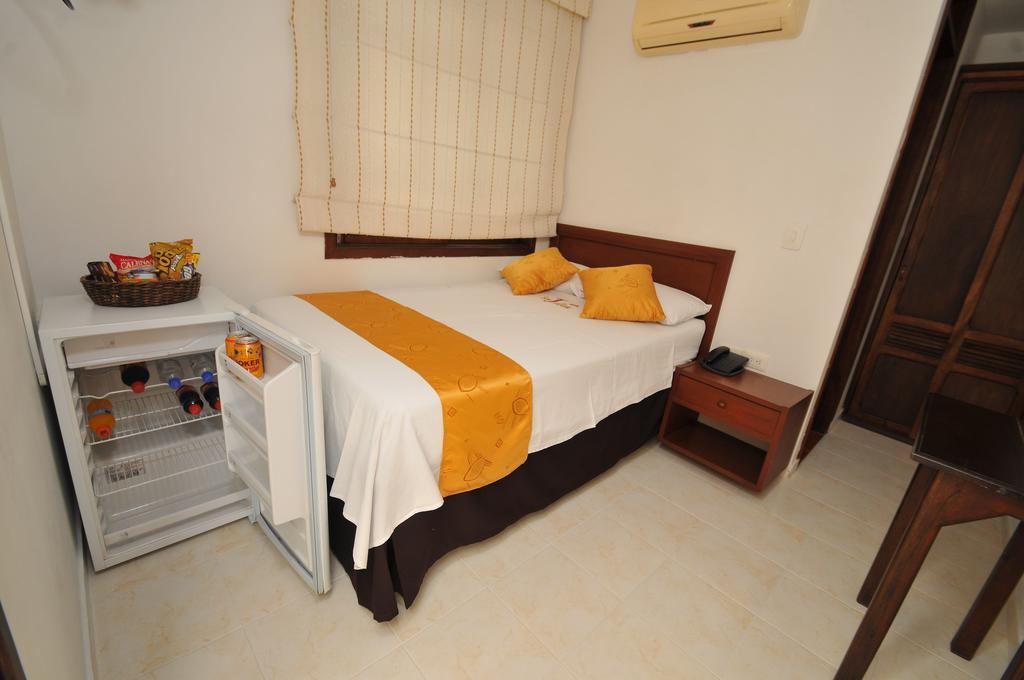 Hotel San Julian Buga Chambre photo