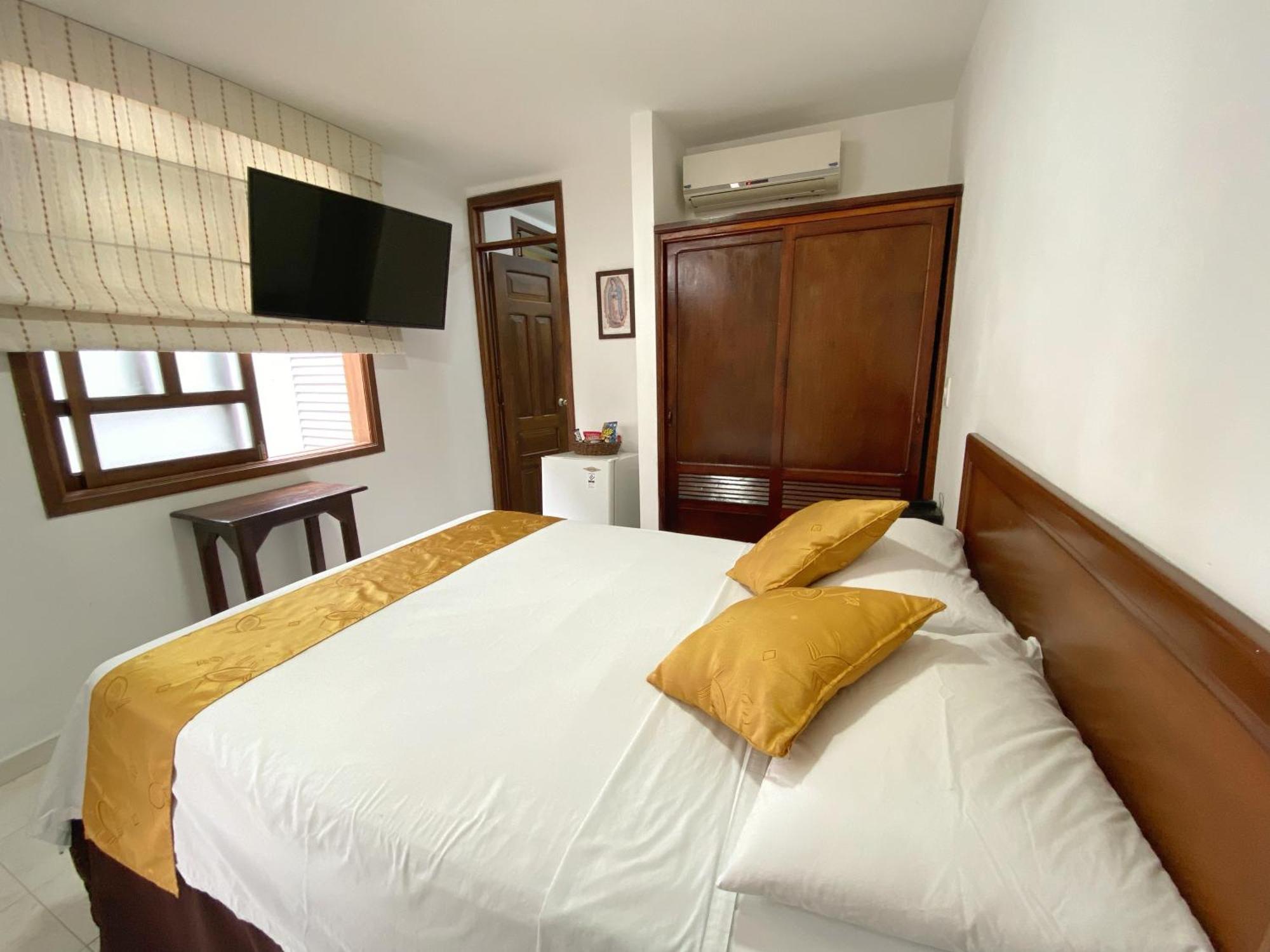 Hotel San Julian Buga Extérieur photo