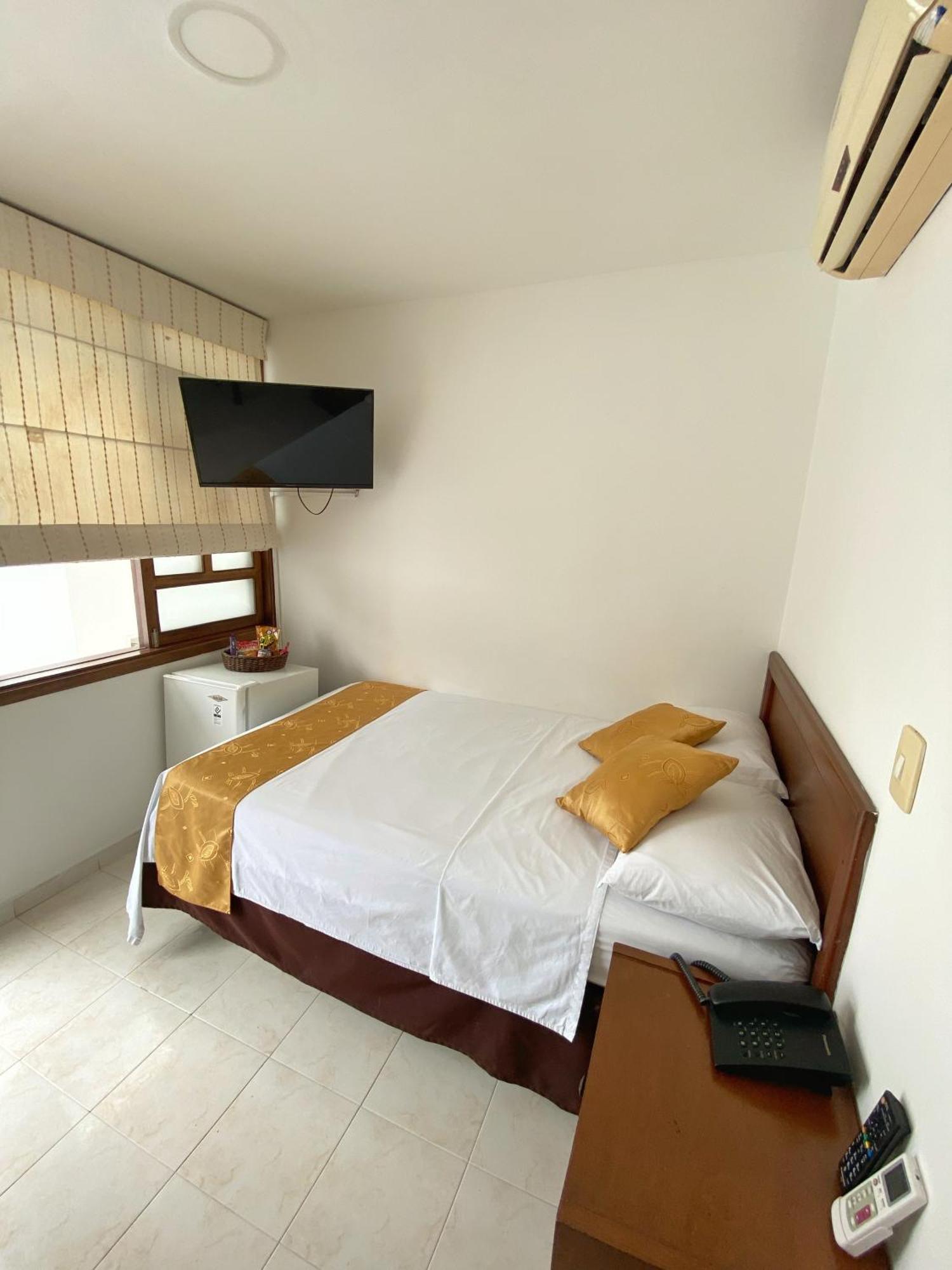 Hotel San Julian Buga Extérieur photo